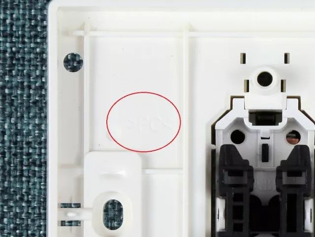 測評|無邊框開關(guān)之ABB、施耐德、西門子、羅格朗、西蒙