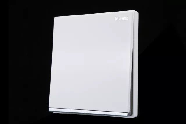 測評|無邊框開關(guān)之ABB、施耐德、西門子、羅格朗、西蒙