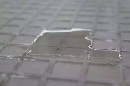 什么瓷磚好？全拋釉磚、拋光磚、玻化磚、通體大理石……